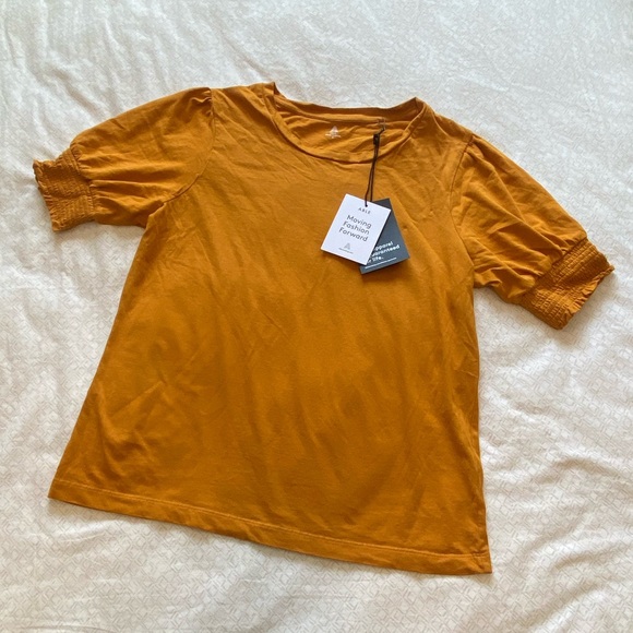 NWT ABLE clothing Stella smocked sleeve tee in “paprika” - Picture 1 of 10